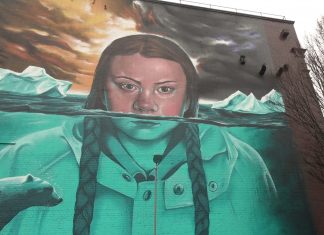 PLANET CRUNCH Book/Film