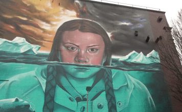 PLANET CRUNCH Book/Film